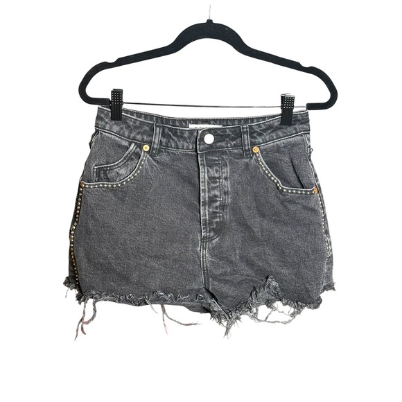 Rolla's Mirage High Rise Studded Denim Shorts Faded Black Frayed Hem Size 28 GUC - Picture 4 of 8